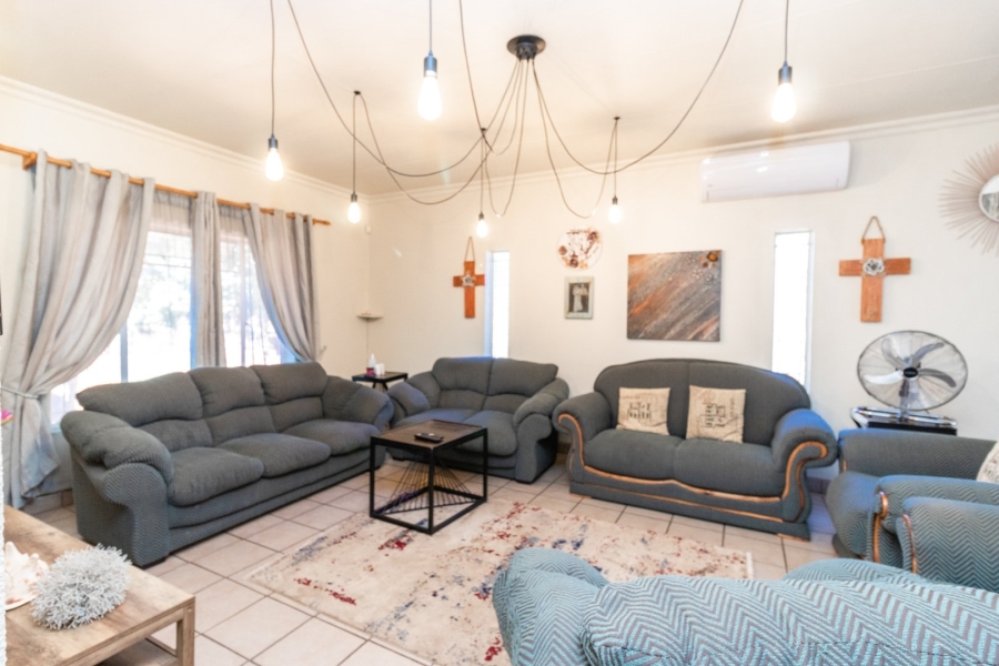3 Bedroom Property for Sale in Schoemansville North West